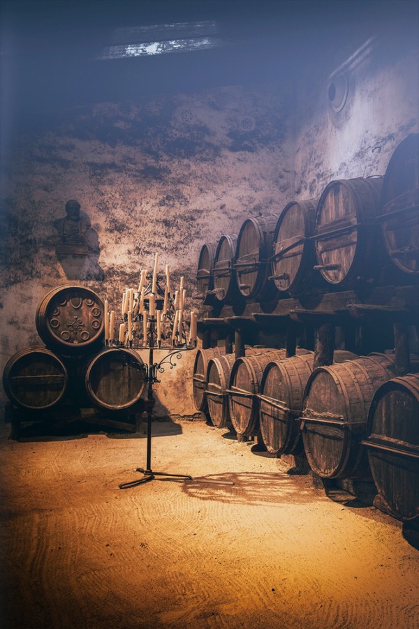 Traditioneller Sherrykeller in Spanien