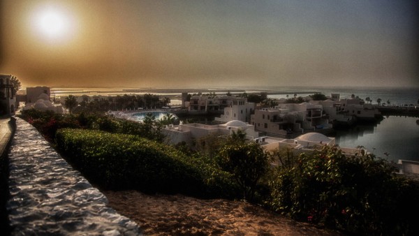 Abendliche Siedlung in Dubai